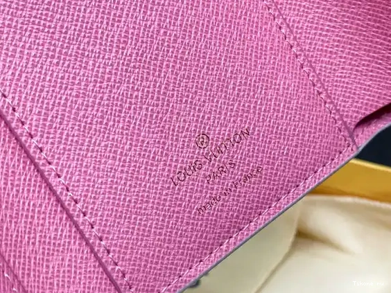 Cheap LOUIS VICTORINE VUITTON cm WALLET-12*9.5*1.5 0529